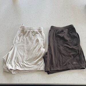 Alo Yoga Shorts Set in Cream and Brown